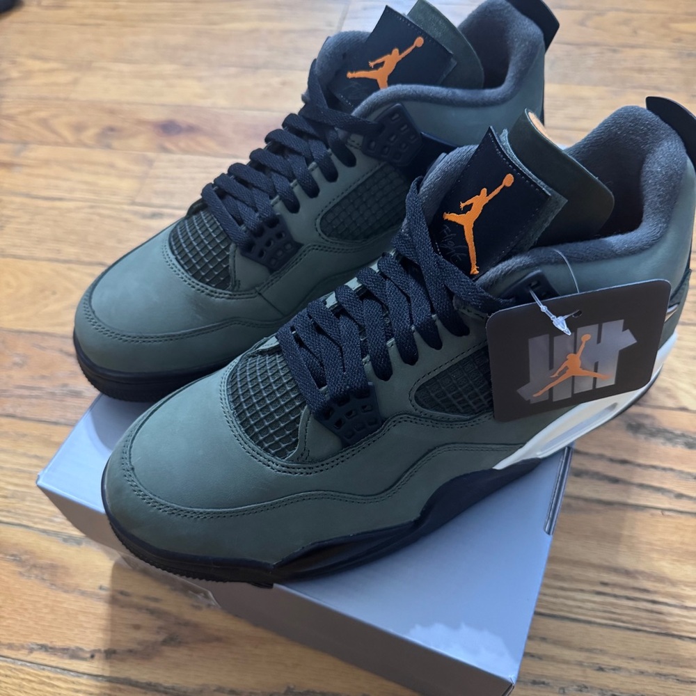 Jordan 4 x Undefeated size 10.5